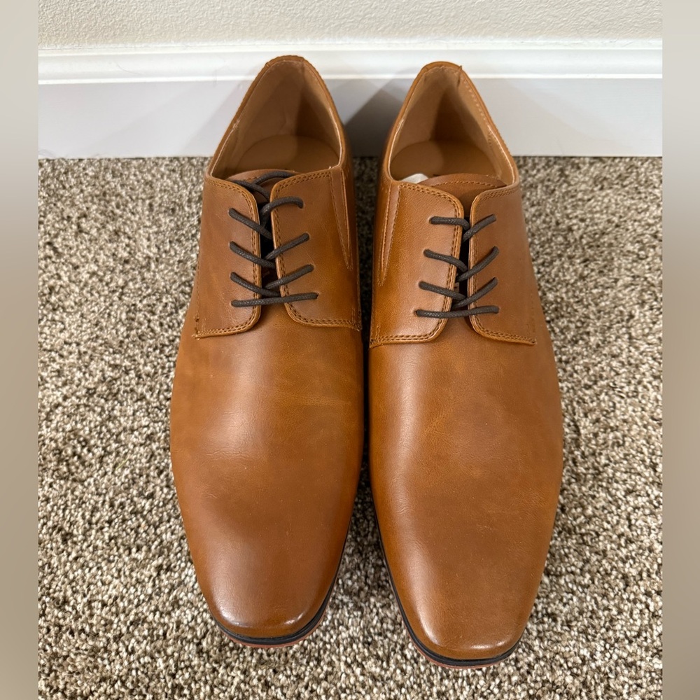 NIB Men's Tan Oxford Dress Shoes
